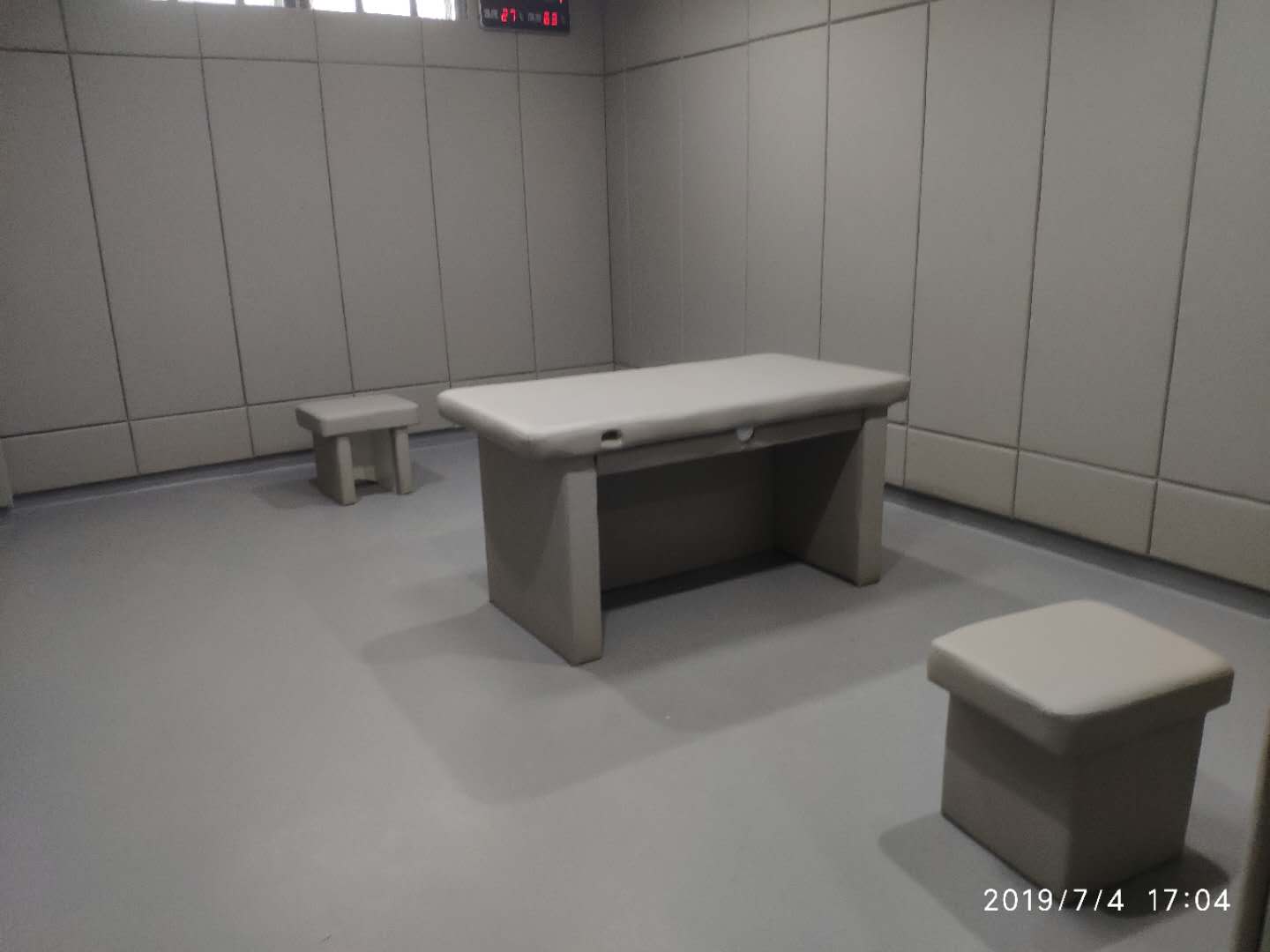审讯室新锐4